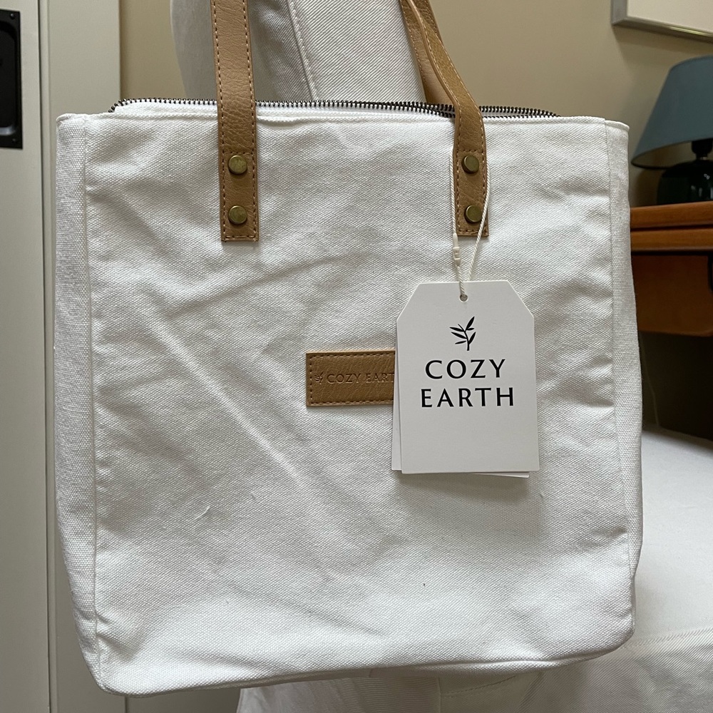 Cozy Earth Natural Lined Zip Tote Bag